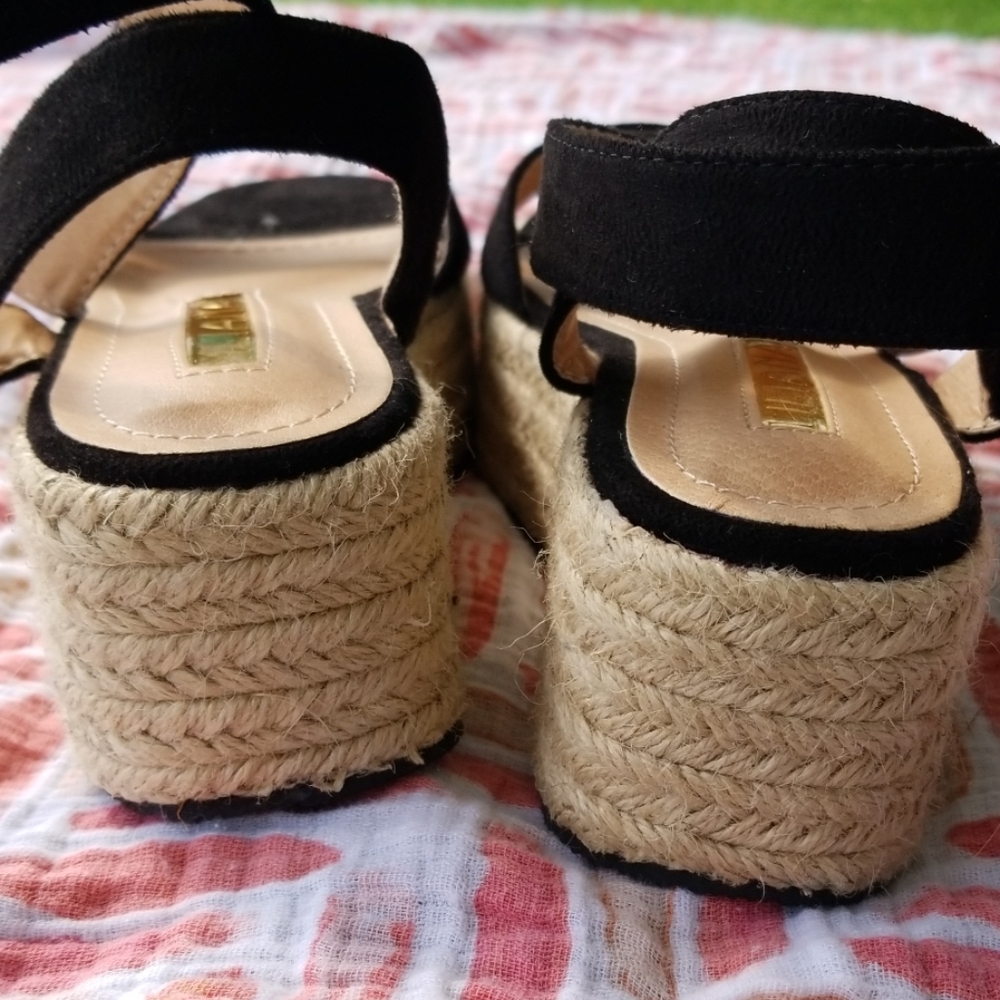 Wedges - Picture 5 of 5